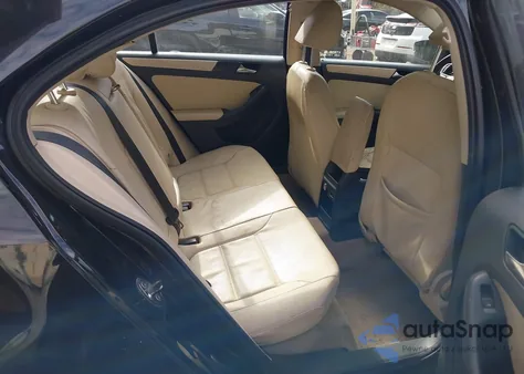 2011 Volkswagen Jetta 2.5L Se из США, поврежденный, VIN 3VWDX7AJ6BM026659